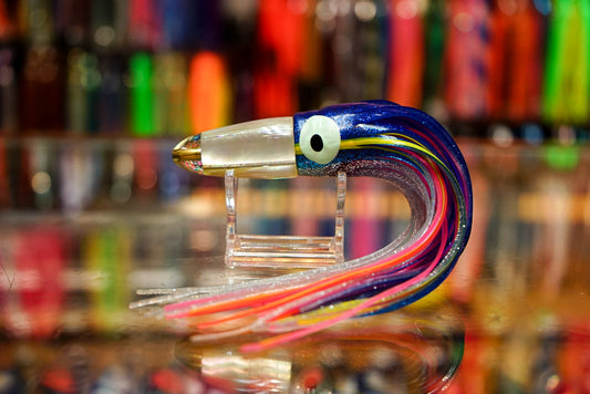 Vintage Joe Yee Medium Bullet MOP 7" Trolling Lure